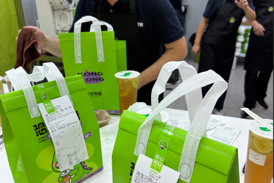 现在创业开奶茶店有哪些新趋势